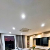 SIÊU PHẨM BIỆT THỰ LONG BIÊN - HƯỞNG TRỌN TIỆN ÍCH KHU BIỆT THỰ MINH TÂM - THANG MÁY - FULL NỘI THẤT CAO CẤP  GIÁ 14,8 TỶ 


SIÊU PHẨM BIỆT THỰ