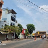 Bán khách sạn 6 tầng 8x21m giá 17,5 tỷ Đường 7m Nguyễn Ảnh Thủ, Q12