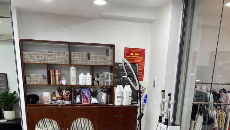 SANG NHƯỢNG SALON HOẶC MẶT BẰNG CÓ CHỖ Ở LẠI TẠI 30 ÍCH THIỆN, TÂN THÀNH