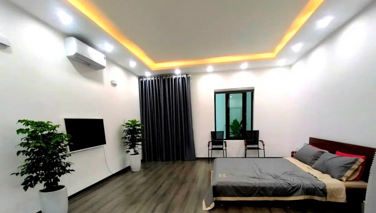 BÁN NHÀ CÁT LINH, 50M2 4 TẦNG MT 5M GIÁ 9 TỶ, NHÀ MỚI ĐẸP Ở NGAY, NỘI THẤT XỊN, GẦN Ô TÔ DỪNG ĐỖ, DÂN TRÍ CAO