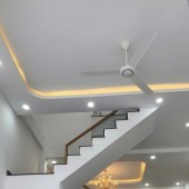 Nhà 2 Lầu 100m2 Full Thổ Cư . Sổ hồng riêng gần chợ Thạnh Phú