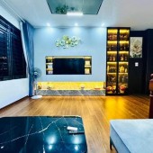 Nhà 2 tầng Nguyễn Thiện Thuật , P.24, 70 m2,HXH, 3 PN