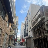 Bán nhà Tân Mai, Hoàng Mai, Diện tích 32m2 x 7 tầng, Ngõ to ô tô tránh. Giá bán 1x tỷ