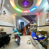 Nhà 2 tầng BTCT gần CĐ Công Thương, 150m2 , 3 PN , HXT , Hoan công