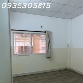 BÁN NHÀ 2 TẦNG, GẦN CỘNG HÒA, TÂN BÌNH, 4.5x9, 2 TẦNG, NHỈNH 3 TỶ.