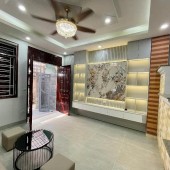 Nhà Nguyễn Cửu Vân ,P.17,3 tầng,HXH,gần MT,thông ,30m2,2 PN