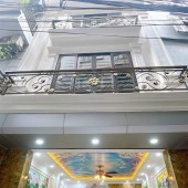Bán Nhà Phố Phan Kế Bính, Quận Ba Đình, 6 Tầng Thang Máy, MT 4,5m, Gần Ô Tô, Nhỉnh 8 Tỷ.