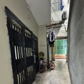 Chỉ với 3 tỷ, bạn đã sở hữu căn nhà 20m2, xây 3 tầng, đủ công năng tại Hồng Mai hai Bà Trưng 0902318197