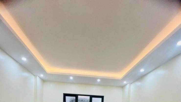 BÁN NHÀ HOA BẰNG-TT CẦU GIẤY-GẦN Ô TÔ-7 TẦNG-THANG MÁY-45M2-GIÁ 10 TỶ HƠN