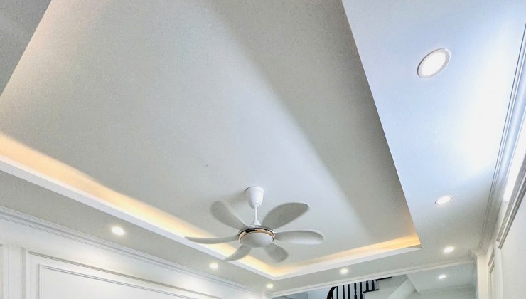 BÙI XƯƠNG TRẠCH 36M2 X 4 TẦNG   NHÀ MỚI KINH KOONG - Ô TÔ ĐỖ CỬA - KHÁCH MUA VỀ Ở LUÔN - NGÕ THÔNG KINH DOANH - SỔ VUÔNG ĐẸP. HƠN 7 tỷ