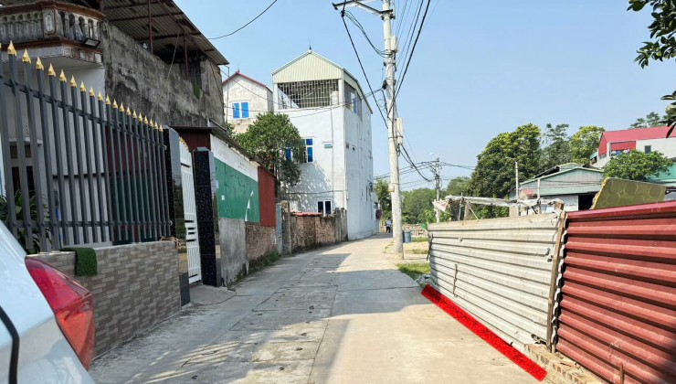 Bán đất tổ 11, TT Quang Minh, Mê Linh, HN. Đường thông, oto tránh. DT 54m, giá 2,54 tỷ.