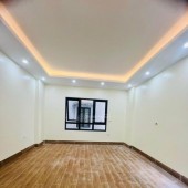 BÁN NHÀ HOA BẰNG-TT CẦU GIẤY-GẦN Ô TÔ-7 TẦNG-THANG MÁY-45M2-GIÁ 10 TỶ HƠN