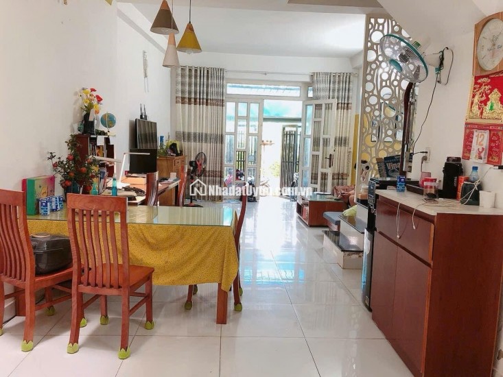 Chính chủ bán gấp căn nhà hẻm xe hơi 7 chỗ, đường 22 Linh dông Thủ đức 5 x 16 4,7 Tỷ