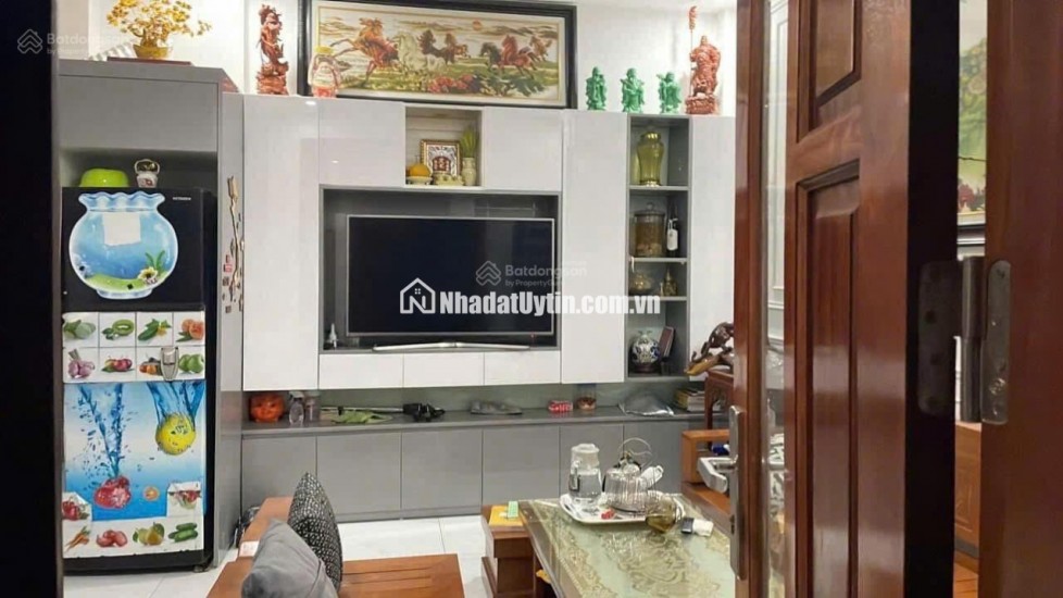 CẦN BÁN GẤP NHÀ CẦU DIỄN NHỈNH 5 TỶ - 5 TẦNG TẶNG FULL NỘI THẤT VÀI BƯỚC CHÂN RA PHỐ