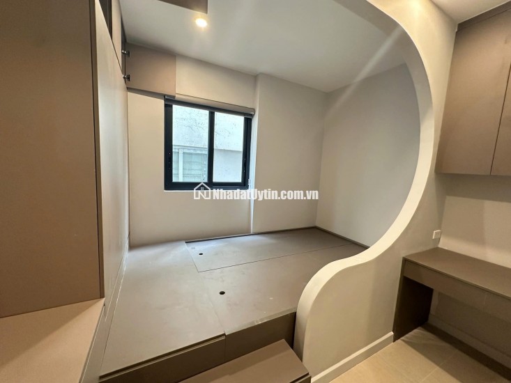 Tòa Apartment Mặt Phố Chính Kinh, 162m2 9T MT 6m, 30 Căn hộ Khép Kín, Dòng tiền 250tr/th, Chỉ 47 Tỷ 