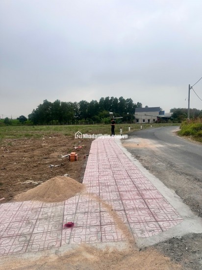 Đất nền sân bay Long Thành  990 triệu full thổ cư , công chứng ngay