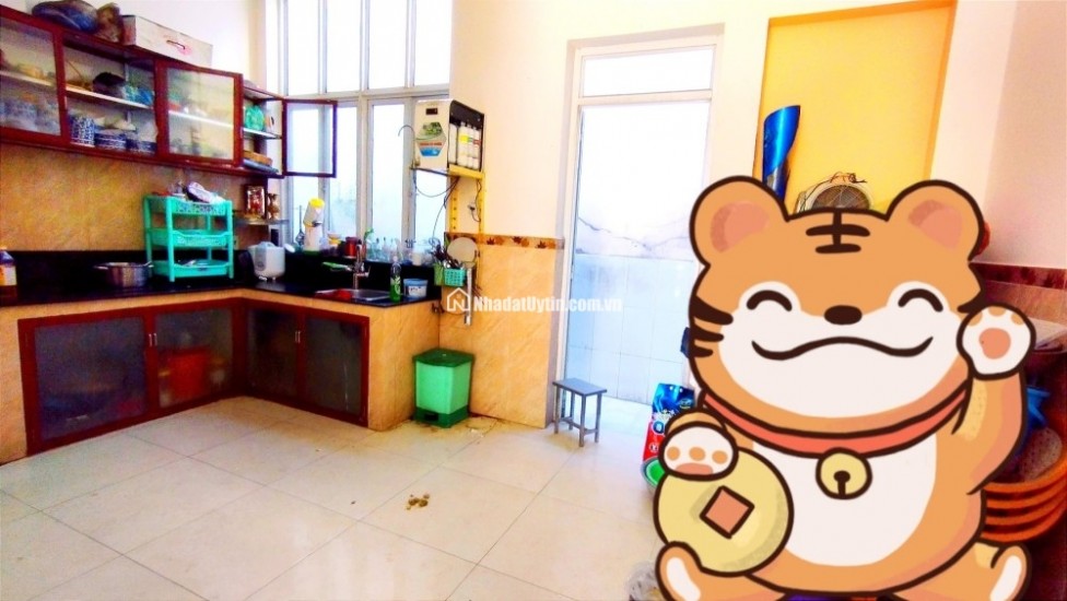 Bán nhà Dương Bá Trạc, Quận 8, 76m2, ngang 4.4m, 5PN, giá cực chất chỉ 5.8 tỷ