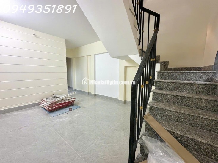NHÀ SÁT PHAN ĐĂNG LƯU 180M2 NGANG 16M 2TẦNG SHR HOÀN CÔNG ĐỦ GIÁ 8,9 TỶ
