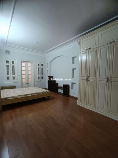 Mảnh đất vàng xây căn hộ Đống Đa ! Ô tô đỗ - khu phân lô - có ô chờ thang máy - giá dân cực mềm.