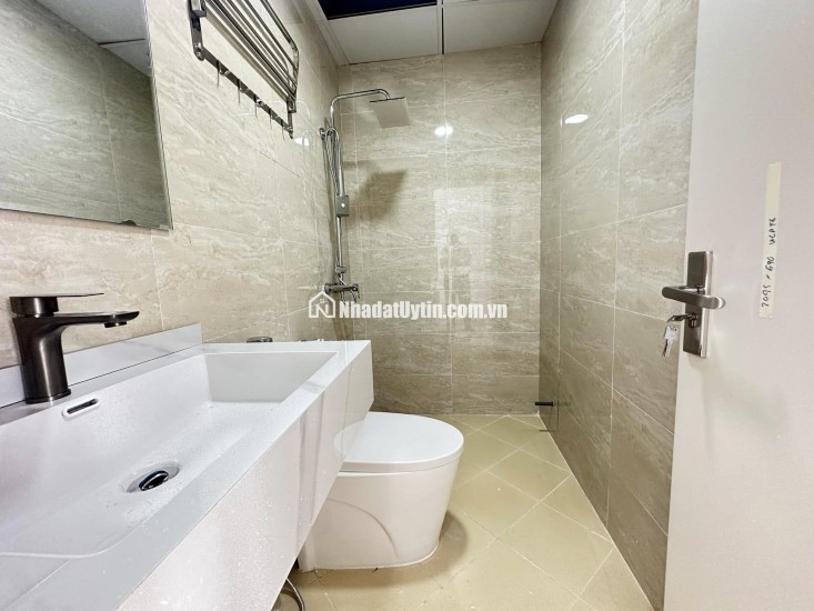 SIÊU ĐỈNH MẶT PHỐ HOÀNG VĂN THÁI - Ô TÔ TRÁNH - 8 TẦNG MỚI ĐÉT - THANG MÁY – KINH DOANH QUÁ ĐẸP