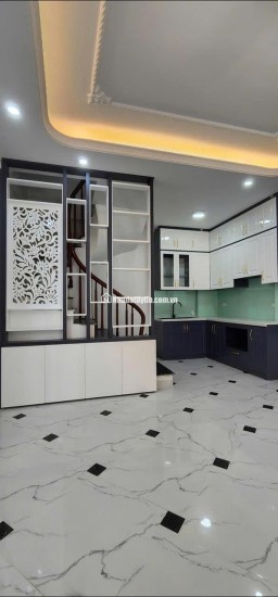 bán nhà Minh Khai 34m2 giá chỉ 7 tỷ 0934472441