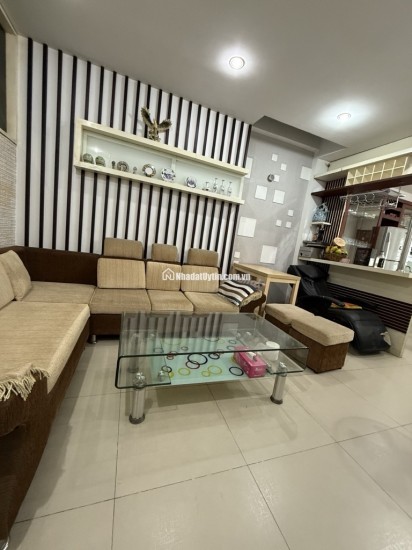 Bán nhà HẺM XE TẢI - đường NGUYỄN TTRI PHƯƠNG,P9,QUẬN 10,GIÁ 13 TỶ