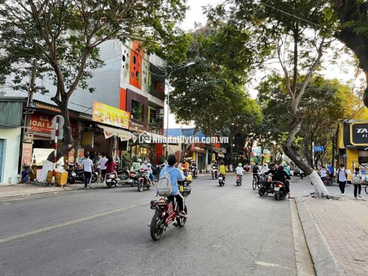 BÁN ĐẤT 2 MẶT TIỀN 141.7m2 ĐƯỜNG NGUYỄN DU. PHƯỜNG DĨ AN. TP DĨ AN