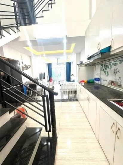 3 tầng -- huỳnh tấn phát -- tặng nội +thất --4 ty 05