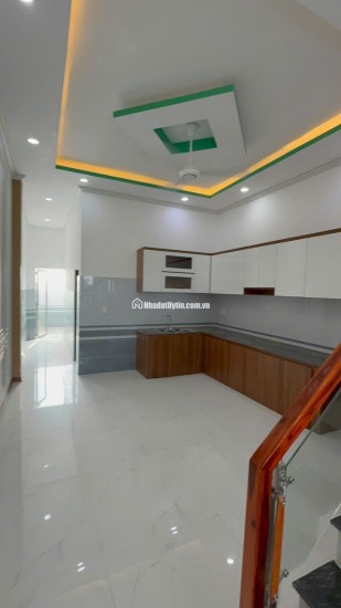 Bán nhà mới xây xã Long Trạch, Gần KCN-Cầu Tràm.