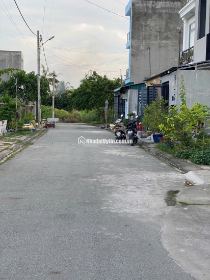bán đất Gò Cát, Phú Hữu, quận 9, 55m2, giá 3.150.000.000đ. LH: 097.4444.678