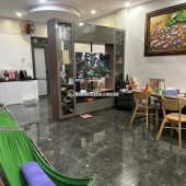 Bán nhà mặt phố Thủ Đức, 72m2, 7.2 tỷ, 3 tầng, sổ hồng