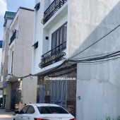 Nhà riêng tại Đường Phúc Lợi, Phường Phúc Lợi, Long Biên, Hà Nội có thiết kế hiện đại và đầy đủ nội thất, Diện tích sử dụng 33m² với 4 tầng,