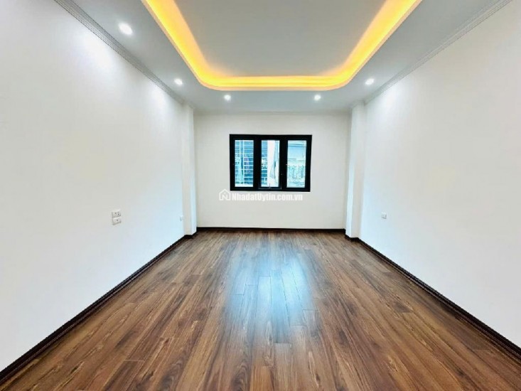 Bán nhà Định Công Thượng – 35m – 5 Tầng – Thang Máy – 20m ra mặt Phố ô tô Tránh – 8.5 Tỷ
