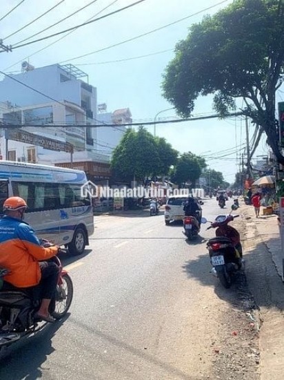 Bán Nhà Mặt Tiền Đường Bình Trị Đông, P. Bình Trị Đông, Q. Bình Tân - 4x26.2m - 13 Tỷ