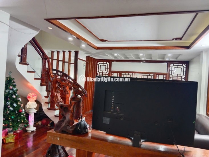 BÁN NHÀ PHỐ LỤA – 70M² – 5 TẦNG – MẶT TIỀN 6M – GIÁ 17.X TỶ MẶT NGÕ THÔNG – KINH DOANH – Ô TÔ TRÁNH