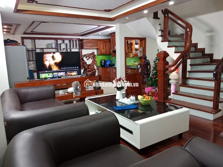 BÁN NHÀ PHỐ LỤA – 70M² – 5 TẦNG – MẶT TIỀN 6M – GIÁ 17.X TỶ MẶT NGÕ THÔNG – KINH DOANH – Ô TÔ TRÁNH