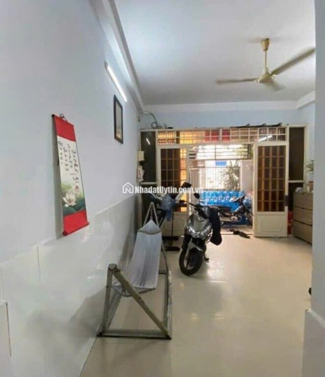 Bán Nhà HXH Đường Lê Văn Quới, P. Bình Trị Đông, Q. Bình Tân, 4.3x22m, Chỉ 5.9 Tỷ