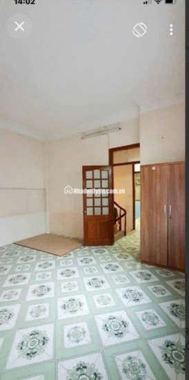 CẦU GIẤY <160TR/M2 -   NGÕ THÔNG - BA THOÁNH - GẦN PHỐ LỚNNGÀY 23/4 HẠ SỐC TIẾP 300.000.000đ GIÁ CHỈ CÒN 8.3 tỷ quá hấp dẫn