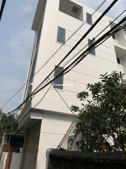 LÔ GÓC 2 THOÁNG - NHÀ ĐẸP LONG LANH - CÁCH 50M RA Ô TÔ - GIÁ TỐT NHẤT KHU VỰC