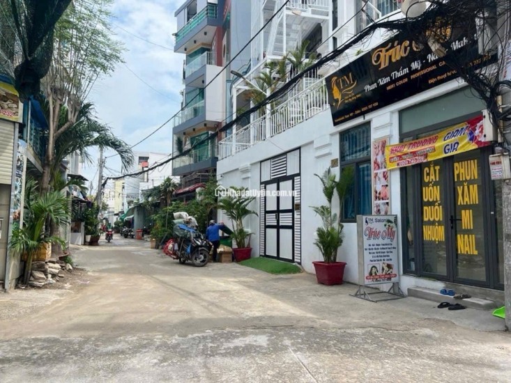 Bán nhà mặt tiền kinh doanh đường Lê Văn Quới - Vị trí vàng, sinh lời ngay!
