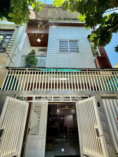Bán Nhà Mặt Tiền- Khu Du Lich - Giá Rẻ