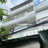 BÁN NHÀ 3 TẦNG HẺM Ô TÔ LÊ HỒNG PHONG PHƯỚC HẢI NHA TRANG 
Vị trí : Đường 4m,thuận tiện di chuyển gần uỷ ban, trạm y tế phường, trường học,  siêu