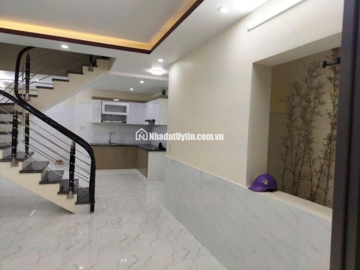 Cho thuê nhà 82/279 đường Đà Nẵng, Ngô Quyền, Hải Phòng 6 triệu/1 tháng