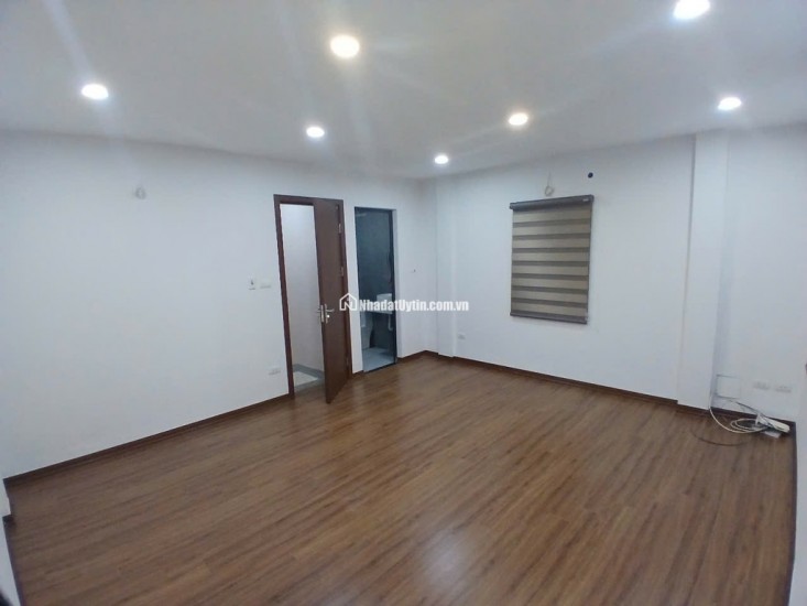 Nhà riêng 5 tầng, 3PN, hai thoáng, phố Đại La, Hai Bà Trưng gần TimeCity