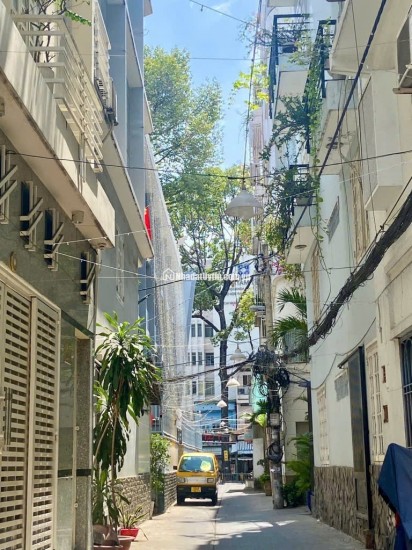 HẺM XE HƠI TỚI NHÀ - KẾ MẶT TIỀN LÊ HỒNG PHONG - 4 TẦNG KIÊN CỐ - VỊ TRÍ KINH DOANH SẦM UẤT