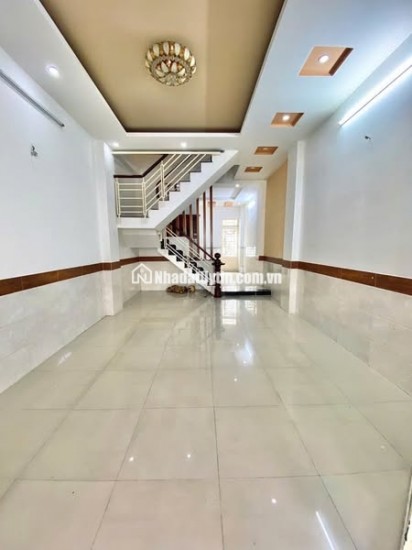 CHỈ HƠN 4 TỶ - CÓ NGAY CĂN NHÀ 2 TẦNG VUÔNG VỨC - NGANG 4 x DÀI 14 - SÁT BÊN EMART PHAN HUY ÍCH - FULL CÔNG NĂNG - Ở ĐƯỢC NGAY