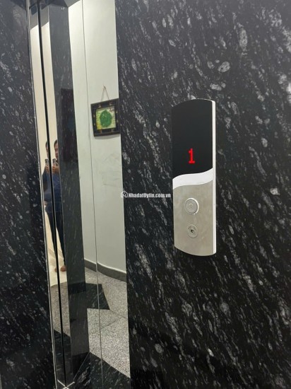 Bán Nhà HXH Mặt Tiền Đường Nguyễn Trãi, P. Nguyễn Cư Trinh, Q.1. Diện tích 4x25m, Giá 26 tỷ