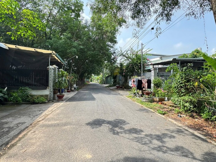 Cần tiền,bán đất