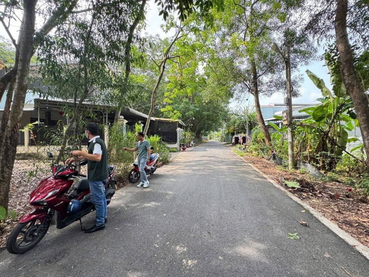 Cần tiền,bán đất