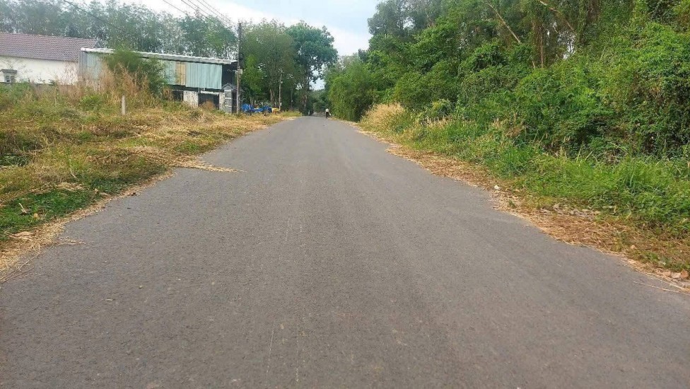 Cần tiền,bán đất